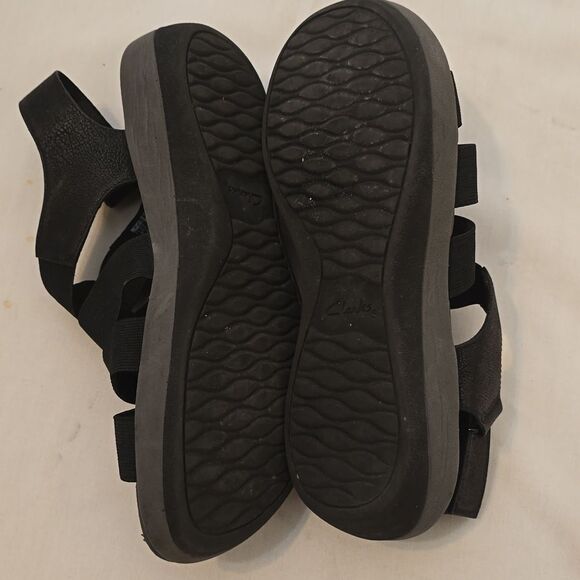 CLARKS Womens  Black Stretch Top Sandals‎ sz 8 M - Picture 6 of 7